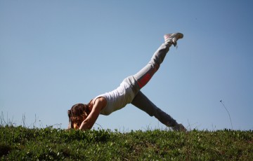 yoga-pose-gift